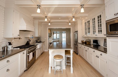 Grand Beach House | Lakefront Gem with amazing patio views, bunk room, private heated pool, gameroom