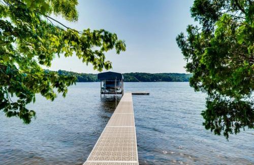 Free Soil House | Lakefront Hamlin Home w/Fire Pit & Dock