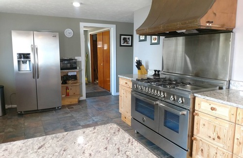 Rapid City House | Lakefront house on beautiful Elk Lake - Pontoon Available VR 2026-05/06 Campbell
