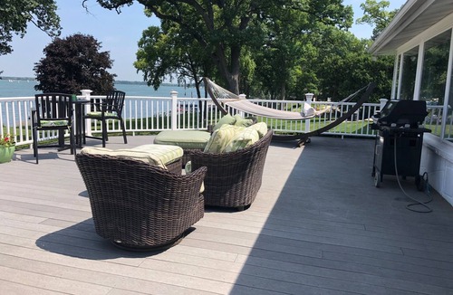 Delavan Lake House | Lakefront living at Its Best! new week available 7/24-8/1 2025