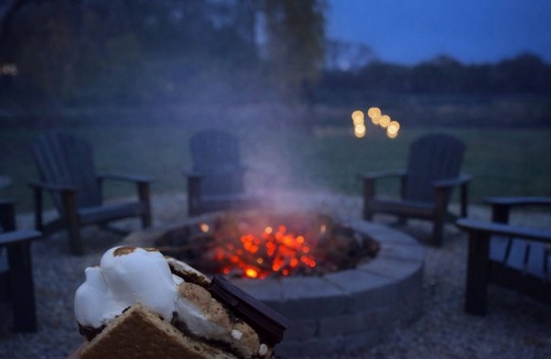 Fremont House | Lakefront Retreat Sleeps 12! Golf & Nature Escape