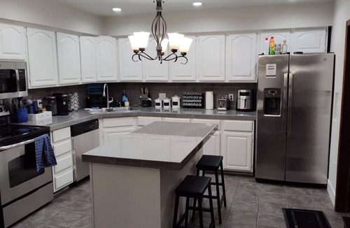 Anchorville House | Lakefront Retreat with hot tub & free boat dockage