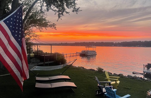Sister Lakes Cottage | Lakefront Summer Cottage Dream on Magician Lake in Sister Lakes, Michigan