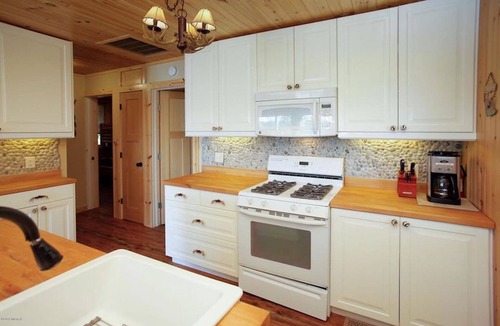 Allegan House | Lakeside Cottage & Private Cabin