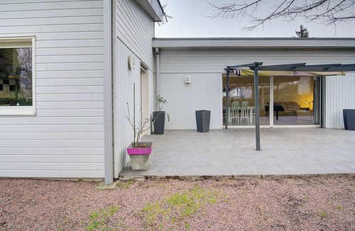 Saint-Avertin House | Large bright house for 6 people - Enclosed courtyard for 3 vehicles - Terrace