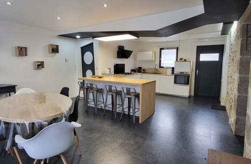 Saint-Crespin-sur-Moine Villa | Large charming property in the countryside, 3* furnished for tourism