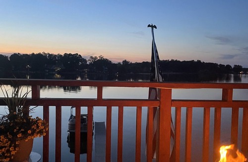 Rockford House | Large lake house with game rm, workout equip. Close to parks, trails & downtown