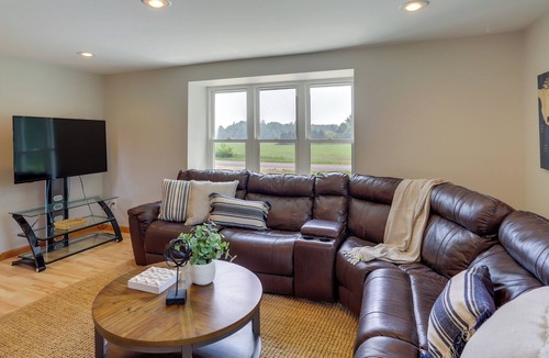 Lawrence House | Lawrence Vacation Rental ~ 19 Mi to Lake Michigan!