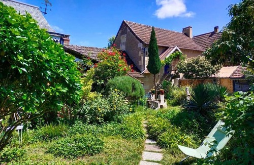 La Chapelle-aux-Choux Apartment | Le Jardin Yuccas - Cosy cottage in the Loir& Loire Valleys
