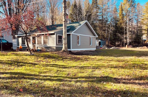 Cheboygan Cabin | Little Duck Cottage is close to so many northern Michigan activities. Lakeview