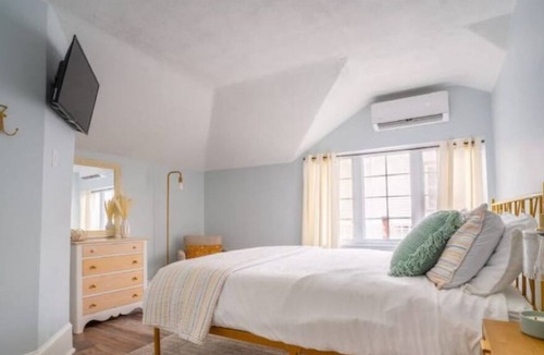 Whitehall Apartment | Loft Apartment in Downtown Whitehall