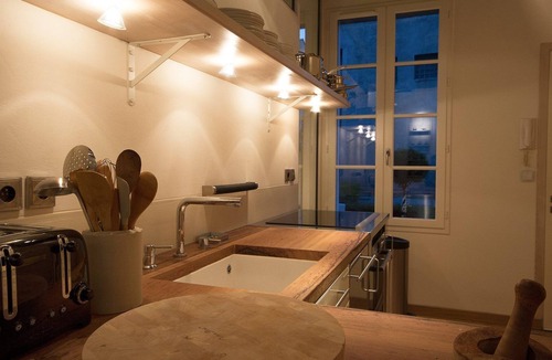 Cathedrale Apartment | Luxurious apartment with terrace and private parking in the center of Tours