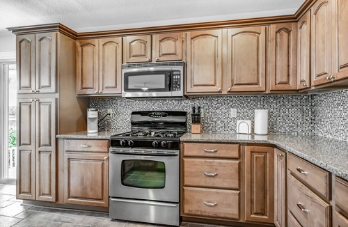 Coldwater House | Luxurious Morrison Lakehouse w/Hot Tub & Sunset Views