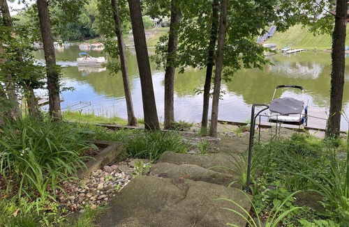 Jerome House | Luxury Lakefront Villa on All-Sports Lake in Irish Hills