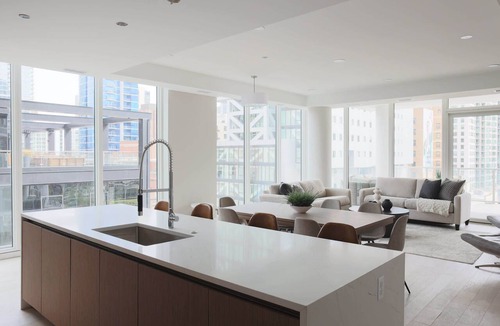 Near North Side Apartment | Luxury Loft Collection 903 - Terrace - River North