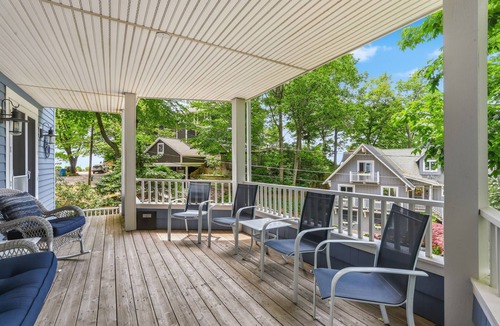 Macatawa House | Luxury Macatawa Beach Home with Stunning Lake Michigan Views