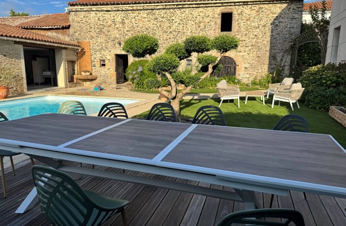 Saint-Georges-de-Montaigu House | Maison de L'Apothicaire - Puy du Fou - Ideal for families