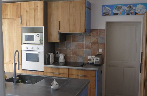 Noirmoutier-en-l'Ile House | Maisonsdouces KERGANE Le Vieil, La Madeleine, 10 meters from the beach, on the Dune