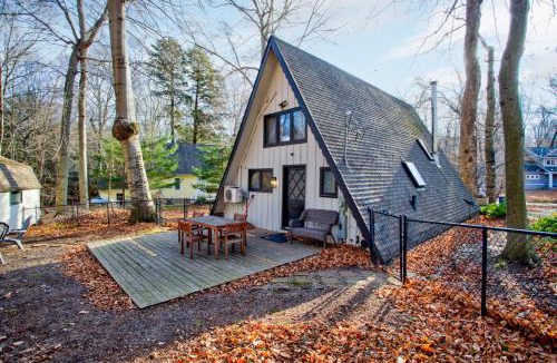 South Haven House | Maple Haven, A-frame cabin, Beach Access