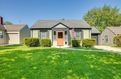 Milwaukee House | Milwaukee Home w/Serene Patio & Backyard Garden!