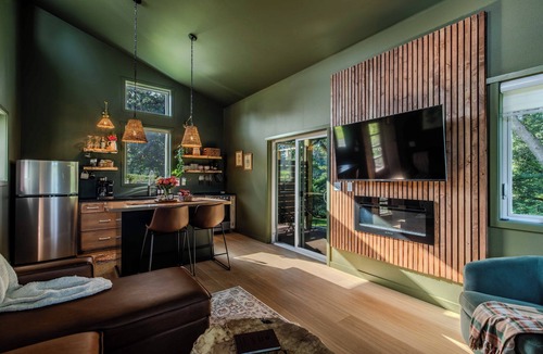 Middlebury House | Modern Amish Country Tiny Home with Outdoor Shower
