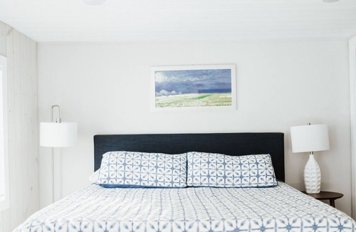Beachwood-Bluffton House | Modern coastal bungalow walking distance to beautiful Lake Michigan.