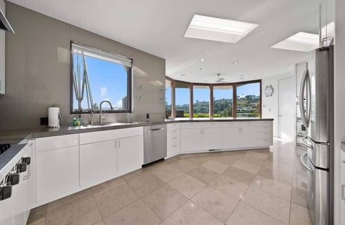 Trousdale Estates Villa | Modern Muse
