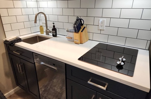 Mancelona Condo | Modern NEWLY renovated 1 bedrm, WIFI, Pool, new kitchen Summer of 24! sleeps 4.