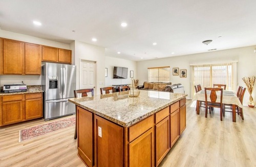 Beaumont House | Modern Private Retreat Near Golf & Palm Springs!