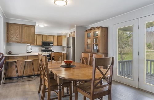 Levering House | Munro Lake House Central Location to Northern Michigan's Favorite Activities!