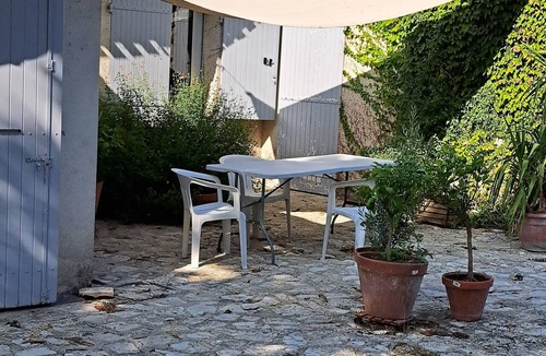Genac-Bignac Cottage | Nature and tranquility in the heart of a lush garden between Angoulême and Cognac