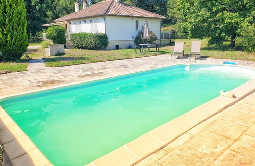 Selles-sur-Cher Villa | Nature, spacious, fenced, well equipped, Loire castles, ideal for families
