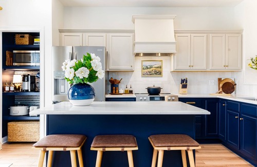 Roseland House | ND Retreat<>Luxury 3 B 3.5 BA Townhome 1.5mi to ND