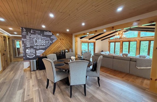 Iola House | NEW! New! New! The Island House at Lake Iola