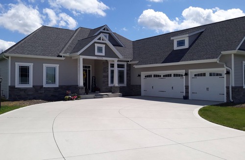 Elkhart House | Newly constructed home in Granger available year round, 15 minutes from N