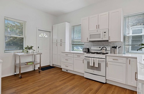 Tri-Taylor House | Newly Updated Vintage 6 Bedroom Single Family Home