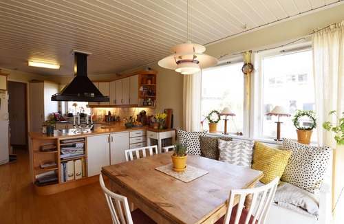 Vastra Frolunda Ski Chalet | Nice and comfortable villa on the historic Näset in Gothenburg's archipelago | SE08031