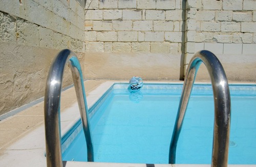 Fontevraud-l'Abbaye House | Nice house with pool in the heart of the village