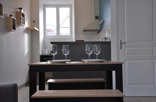 Segre Apartment | nid douillet 4places 2lits cœur de ville logement Hote-Zen wifi