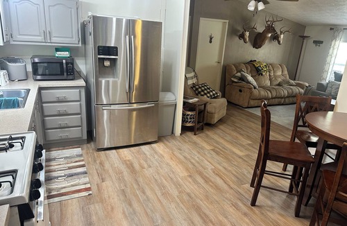 Athelstane Cabin | Northwoods getaway - minutes from beach, fishing & trails!
