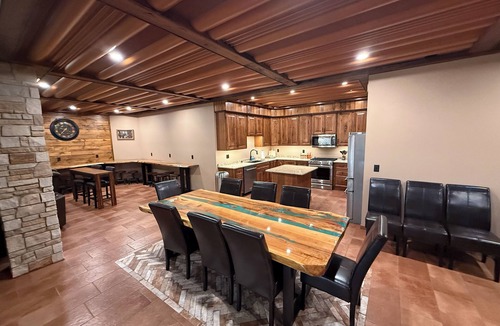 Mosinee Apartment | Northwoods Lodge–Granite Peak Retreat for Corporate Groups & Family Ski Getaways