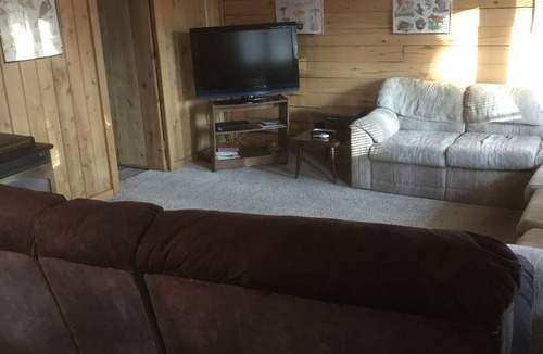 Munising House | Not 1 but 2 cabins in the Hiawatha Forrest SEPARATE rentals on same property