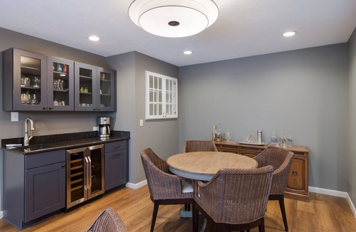Beulah House | On Crystal Lake, Newly Remodeled, Best Views & Location, Walk to town