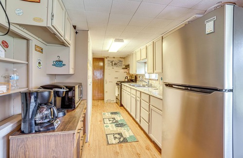 Evart Cabin | On Muskegon River! Wooded & Peaceful Retreat