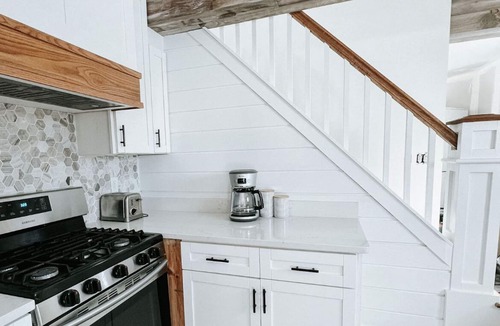 Ishpeming House | Park St. Retreat: Quaint 3BR Home Near Marquette, Waterfalls, Trails & Hot Tub