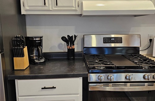 Bangor House | Peaceful and cozy newly remodeled mobile home, just 10 miles from South Haven!