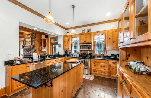 Mentone Cottage | Peaceful Secluded Cottage with Amazing Views in Mentone, Alabama