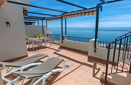 Benalmadena Apartment | Penthouse at the beach, FREE WIFI, panoramic views, Costa del Sol