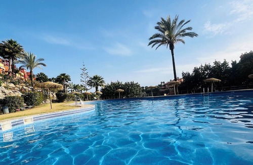 Urbanizacion Hacienda las Chapas Apartment | Penthouse Marbella With jacuzzi & Sea views!