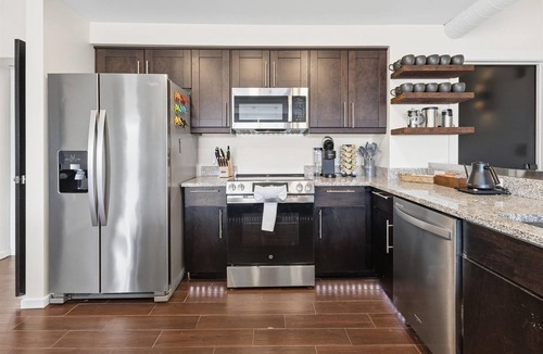 Wholesale District Apartment | Penthouse Steam Room and Elevator Entry